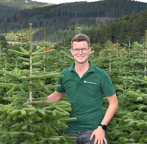 Stephan_Muetherich Baum, Tanne, Kiefer, Bewuchs, Person